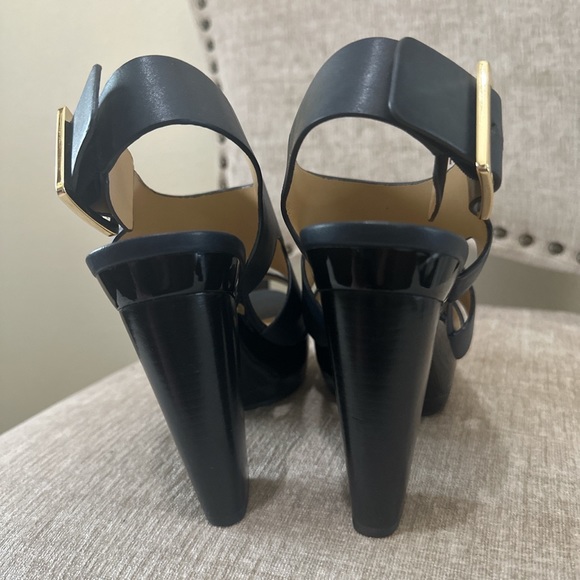 Michael Kors sandals , size 7 - Picture 4 of 7